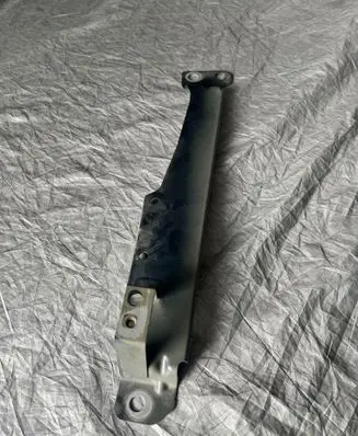 Volvo S60 Fender mounting bracket 31468234 BQ9CD