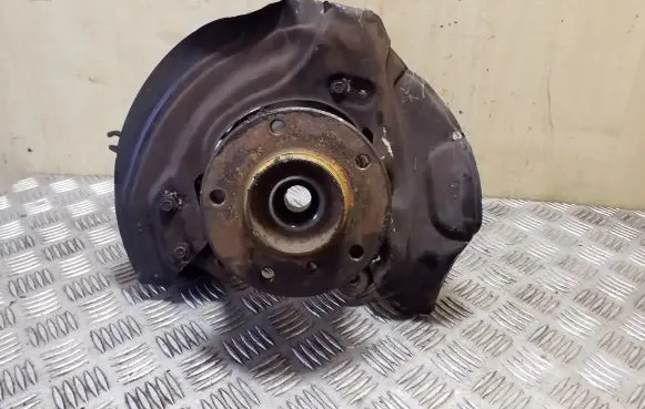 BMW X1 E84 Front wheel hub 31216788700 6788700