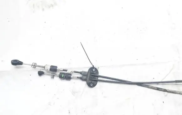 Gear shift cable linkage
