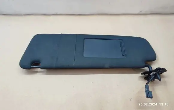Audi Q7 4L Sun visor
