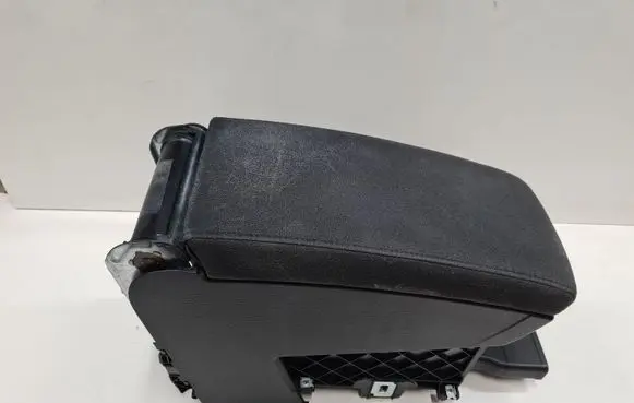 Volkswagen PASSAT B6 Armrest