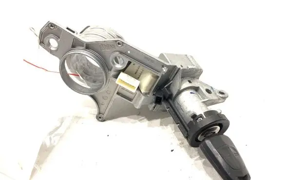 Opel Zafira B Ignition lock N0501882
