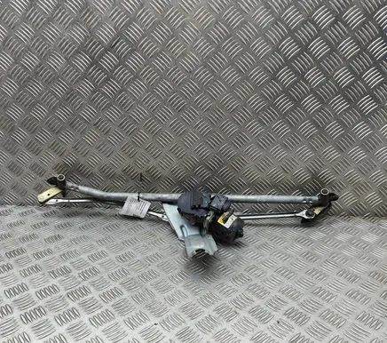 Front wiper linkage and motor