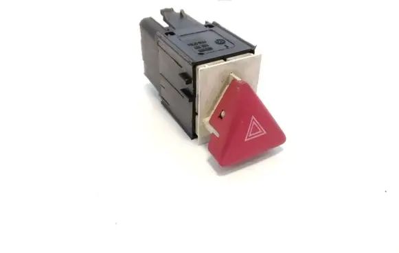 Volkswagen PASSAT B6 Hazard light switch 3C0953509A