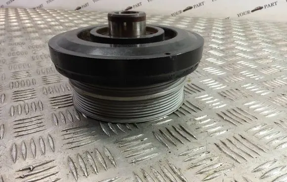 BMW 7 F01 F02 F03 F04 Crankshaft pulley 7570263 7570264