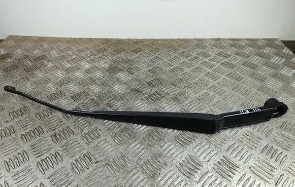 Toyota GR 86 Front wiper blade arm