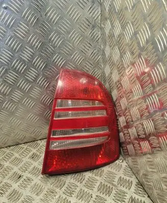 Skoda Superb B5 (3U) Rear/tail lights 3U5945112 3U5945096