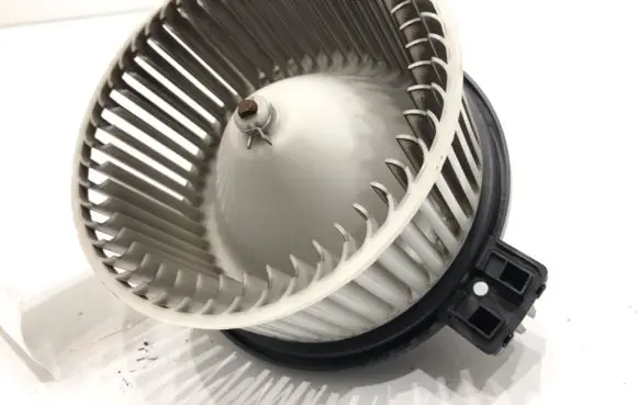 Mazda 6 Heater fan/blower 8727000690