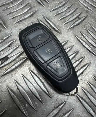 Ford Kuga II Ignition key/card 7S7T15K601ED