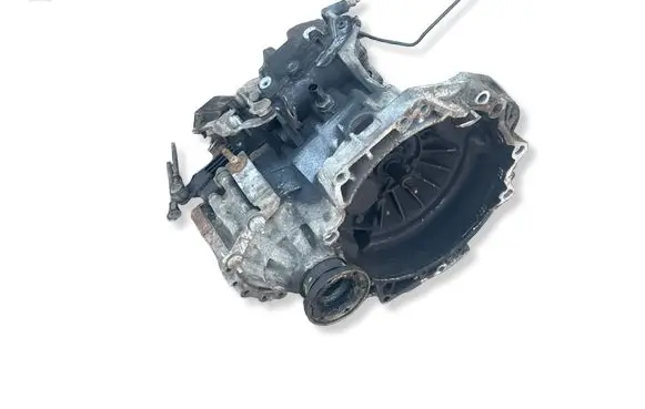Volkswagen Golf IV Manual 5 speed gearbox DUW
