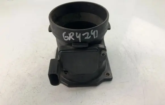 Audi A6 S6 C5 4B Mass air flow meter 078133471E