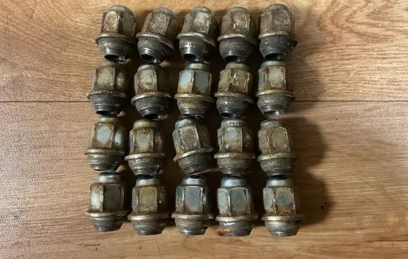 Hyundai i30 Nuts/bolts 