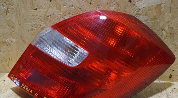 Skoda Fabia Mk2 (5J) Rear/tail lights 5J6945096