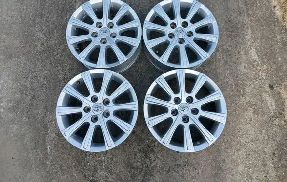 Toyota Auris E180 R16 alloy rim