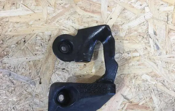 Land Rover Discovery Sport Front shock absorber mounting bracket Lr128276 K8d23c156ba