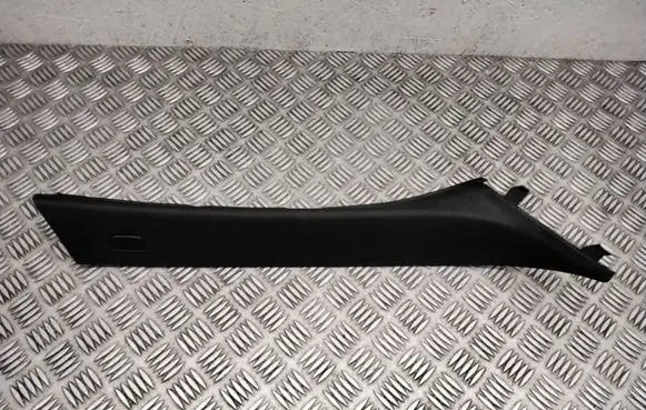 BMW 5 F10 F11 (A) pillar trim 52107010