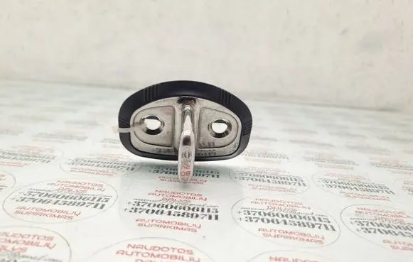 Audi A8 S8 D3 4E Front door lock loop/hook striker 4E0837279D