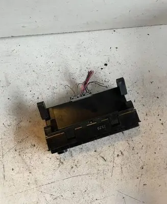 Nissan X-Trail T30 Climate control unit 275008H802