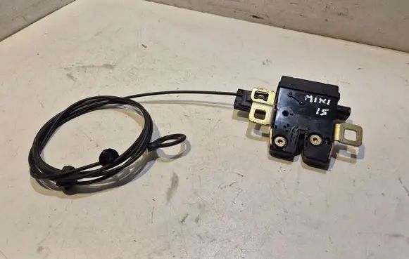 Mini One - Cooper R50 - 53 Tailgate/trunk/boot lock/catch/latch 7069310 7112349