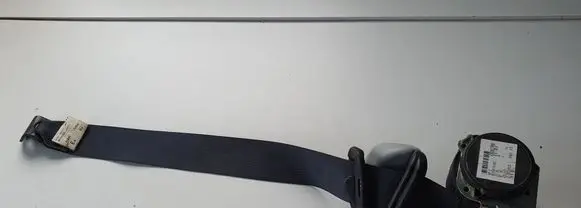 Mitsubishi Outlander Third row seat belt 