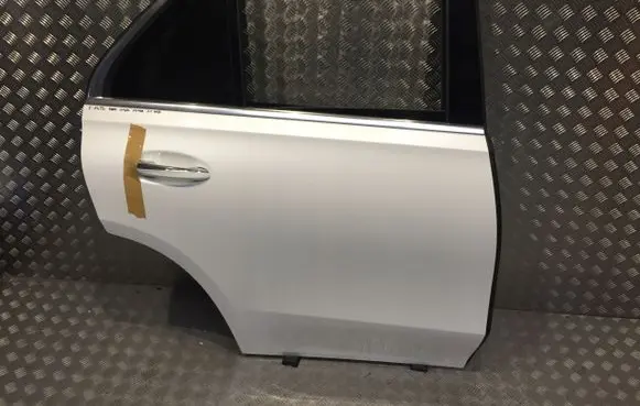 Mercedes-Benz GLE W167 Front door 