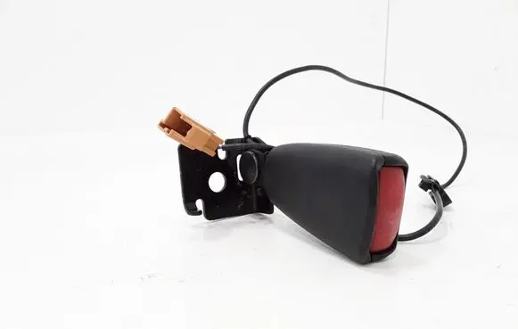 Volvo V50 Rear seatbelt buckle 30780607