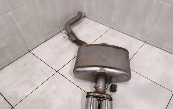 Land Rover Range Rover Sport L494 Rear muffler/silencer tail pipe 82160611