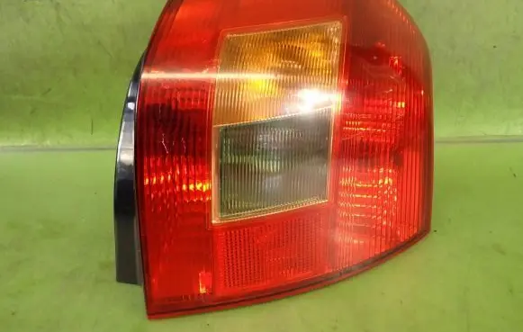 Toyota Corolla E120 E130 Rear/tail lights 02510459