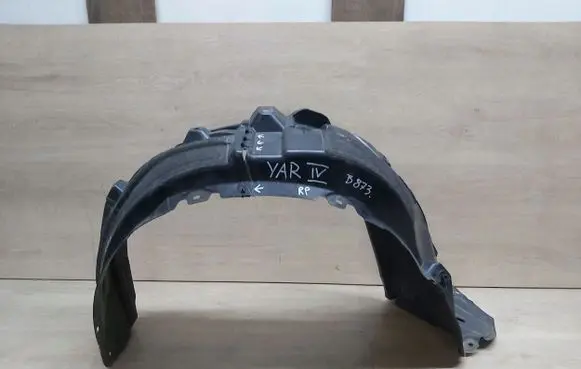 Toyota Yaris XP210 Front arch 