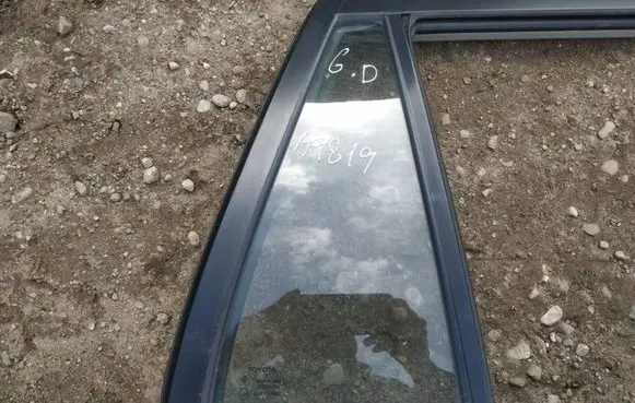 Toyota Corolla E120 E130 Rear vent window glass as2