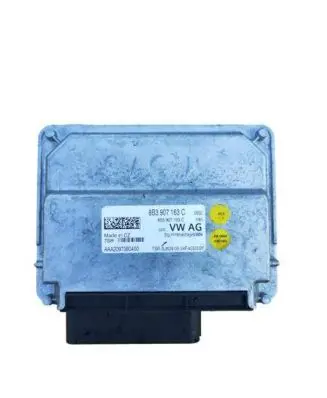 Audi RS4 B9 Transfer box differential control unit 8B3907163C AAA2097380400