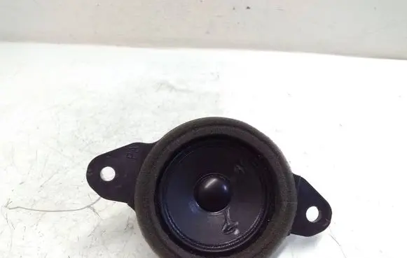 Toyota Prius (XW50) Panel speaker 8616047140