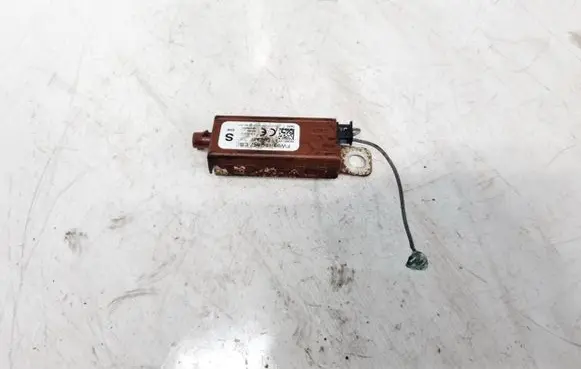 Land Rover Range Rover Evoque L551 Antenna control unit FW9318C847EB FW93-18C847-EB