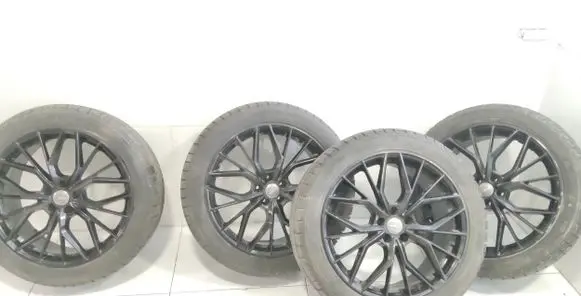 Audi e-tron R21 alloy rim 