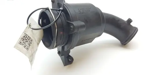 Mercedes-Benz E W211 Intake resonator A6421400687 6421400687