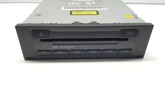 Audi A4 S4 B7 8E 8H CD/DVD changer 8E0035111D nr7659