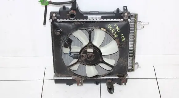 Nissan Pixo Radiator set 35R30