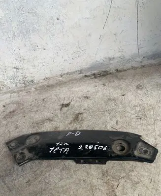 Volkswagen Jetta VI Radiator support slam panel bracket 5c6805932