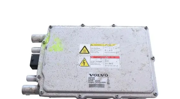 Volvo XC90 Voltage converter inverter 32263368