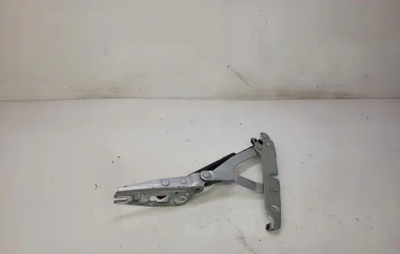 Audi A6 S6 C6 4F Tailgate/trunk/boot hinge 4F5827301D