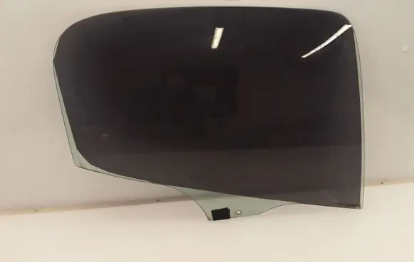 Peugeot 206 Rear door window glass 43R000464 DOT39AS2M33