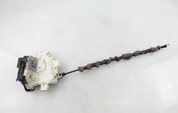 Seat Leon (1P) Rear door lock 1P0839016