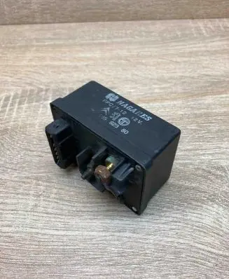 Citroen Berlingo Glow plug pre-heat relay 9616582380