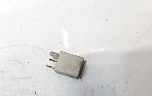 Volkswagen Touran I Other relay 1K0951253