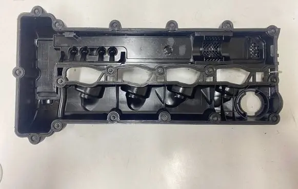 Mercedes-Benz Sprinter W906 Rocker cam cover