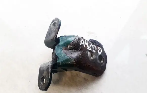 Nissan Almera Front door upper hinge