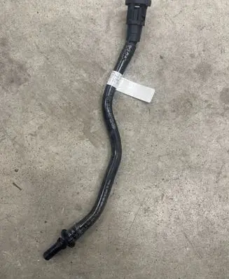 BMW 5 G30 G31 Vacuum line/pipe/hose 8611344 0220896010