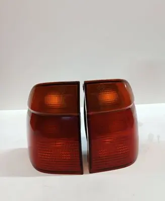 BMW 5 E39 Rear/tail lights set 8361671 8361672