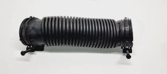 Hyundai Kona I Air intake duct part 28220CM100