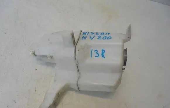 Nissan NV200 Windshield washer fluid reservoir/tank 28910-AU400
